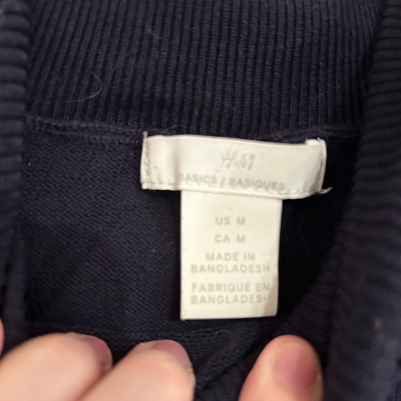 Navy Blue Ribbed Turtleneck - Picture 2 of 2